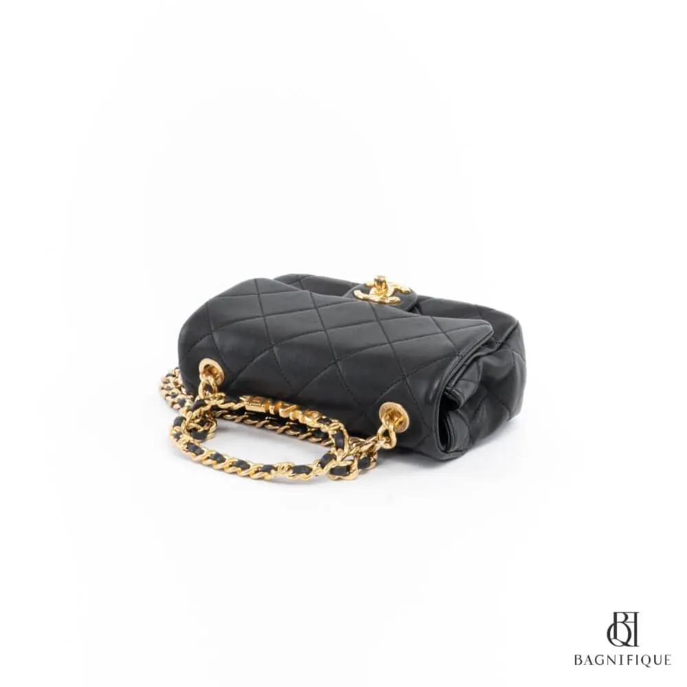 สำเนาของ CHANEL FLAP BAG WITH HANDLE BLACK CALF GHW GK0TEP8A 1765